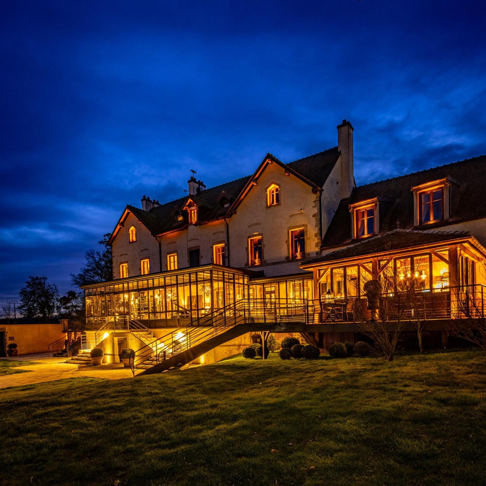 Domaine De Rymska & Spa - Relais & Chateaux Saint-Jean-de-Trézy Kültér fotó