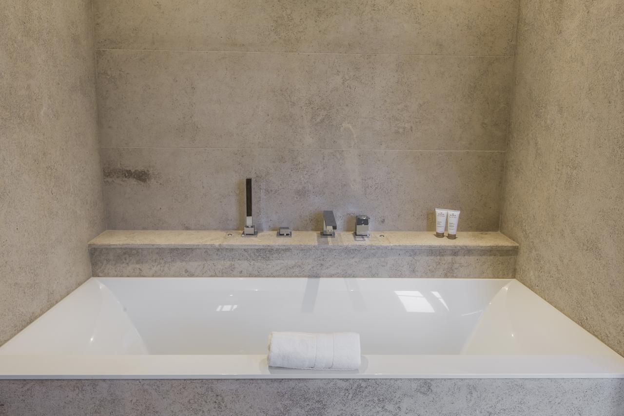 Domaine De Rymska & Spa - Relais & Chateaux Saint-Jean-de-Trézy Kültér fotó